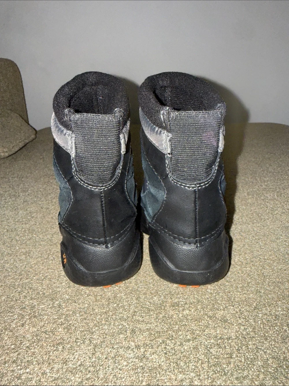 Columbia Techlite Boots Winter Snow Day Black Orange Leather Rubber size 6